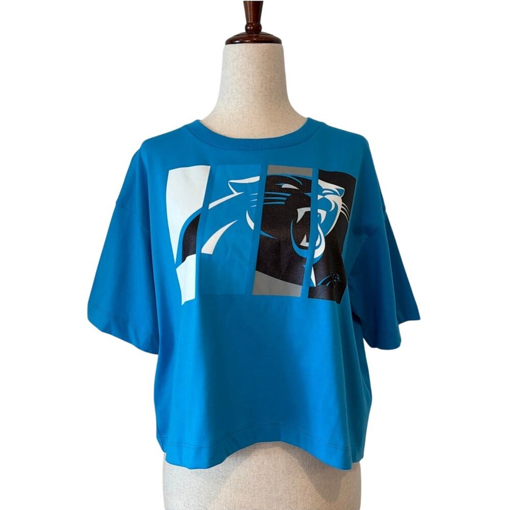 NWT NFL Team Apparel Carolina Panthers Cropped T-Shirt, Blue, Women's Small